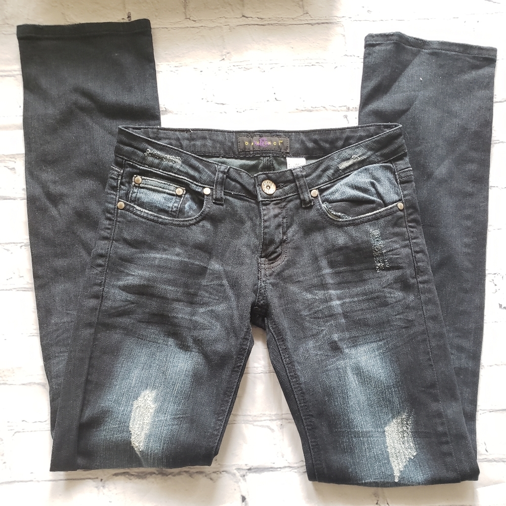 NWOT Black Distressed Jeans